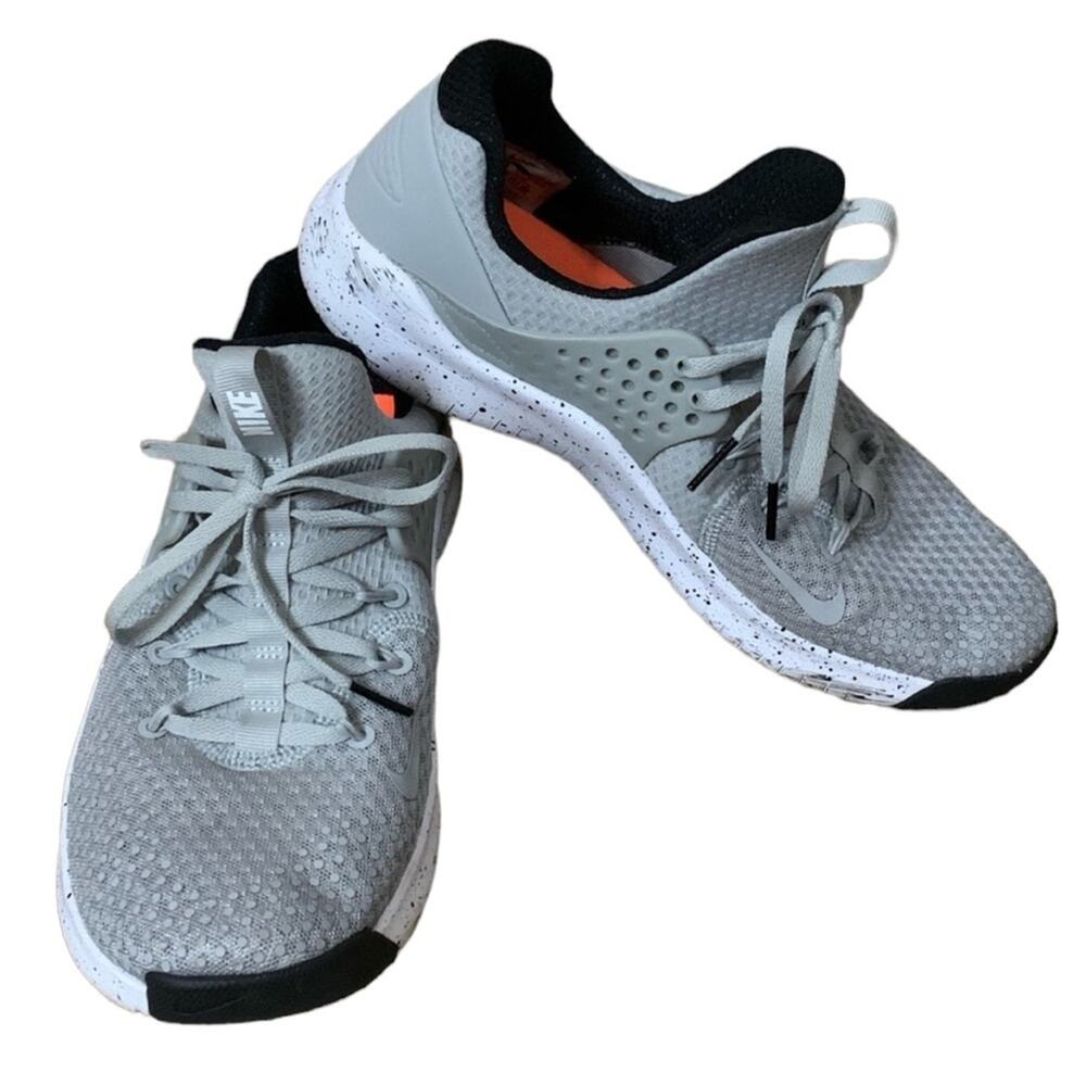 Nike Free TR 8 Training Lift Run Jump Shoes Gray White Size 8.5
